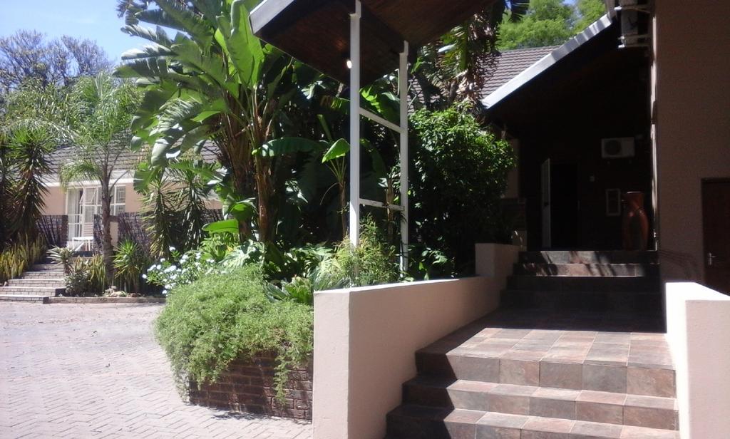Rustenburg Guesthouse Extérieur photo