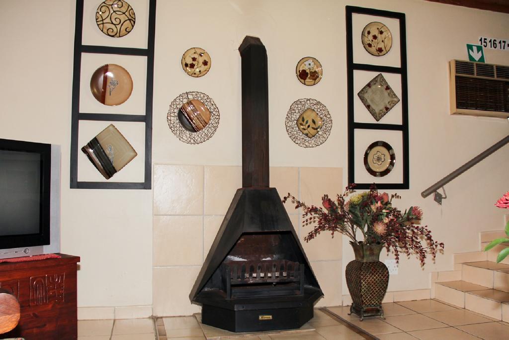 Rustenburg Guesthouse Extérieur photo